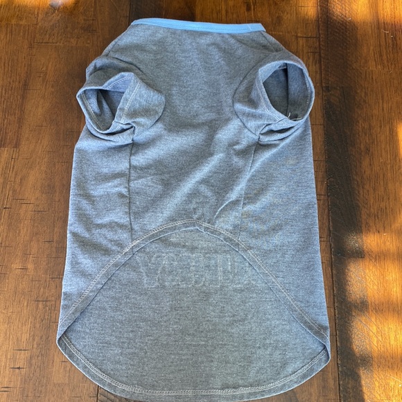 Pet "Snuggle Bunny" Gray Tee - Picture 8 of 9